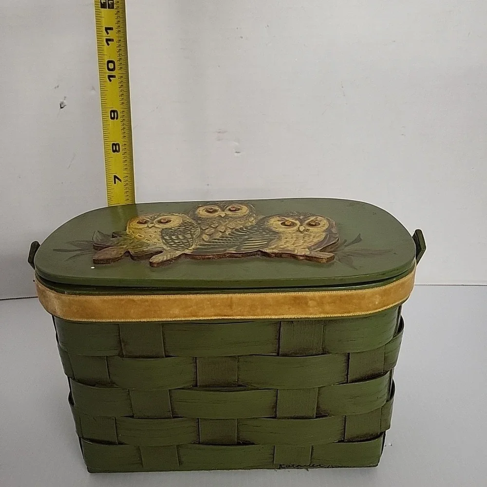 Three Owls Wooden Basket Lid Lined Vintage Purse Signed